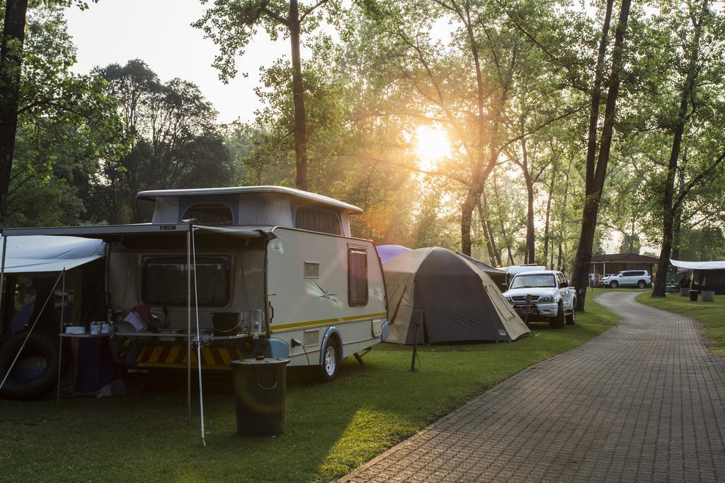 Merry Pebbles Resort Sabie Exterior photo