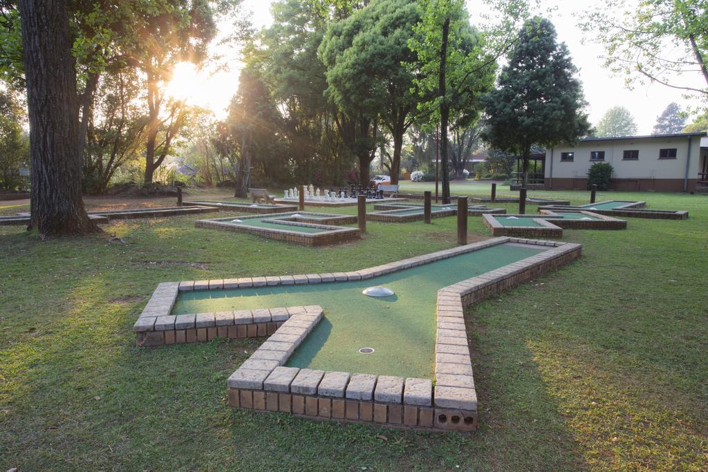 Merry Pebbles Resort Sabie Exterior photo