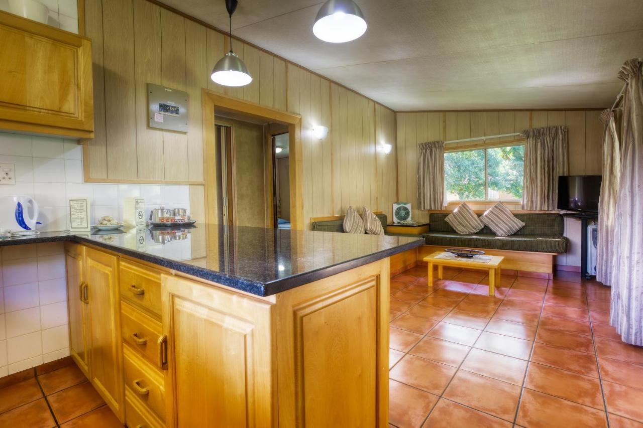 Merry Pebbles Resort Sabie Exterior photo